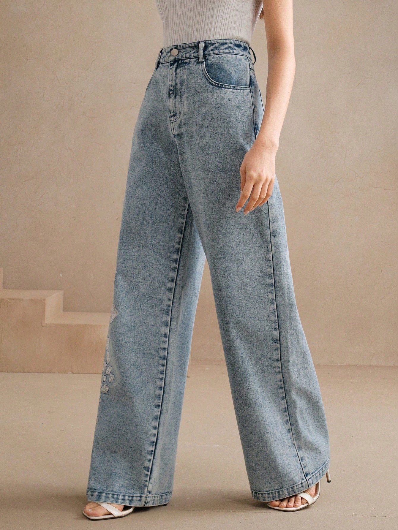 Floral Embroidered Wide-Leg Jeans