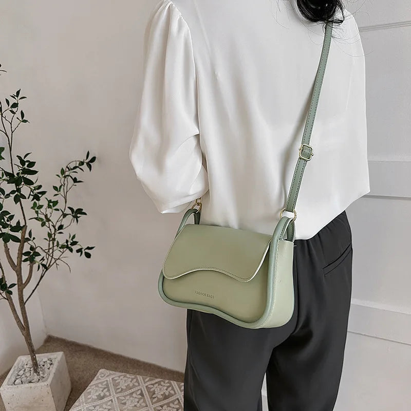 Sculpted Edge Chain Bag