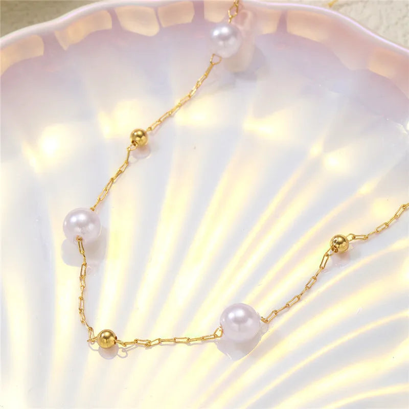 Lina Pearl Necklace