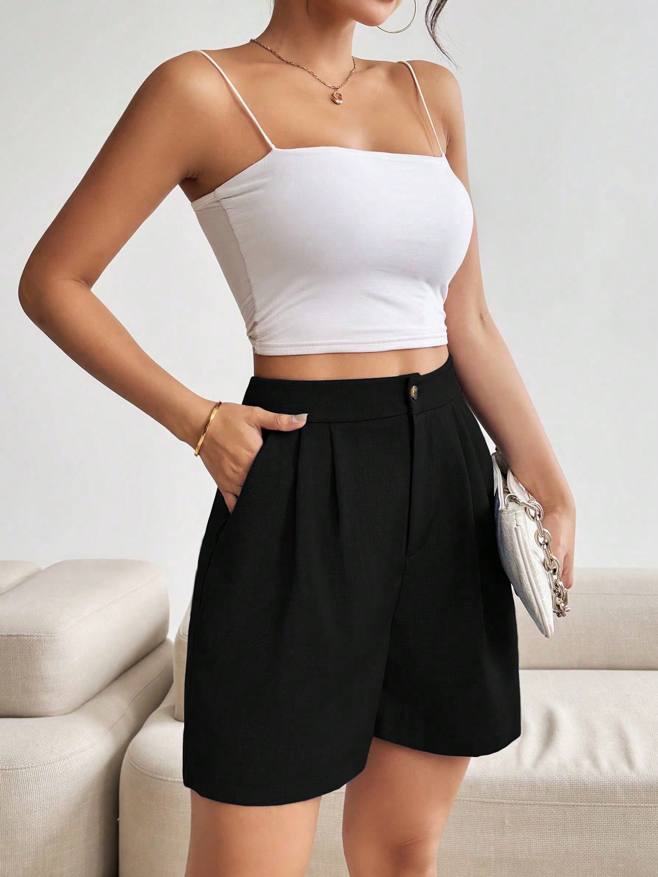 UrbanChic Shorts