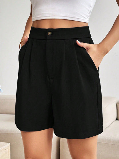 UrbanChic Shorts