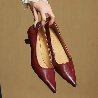 Giulia Pointed Leather Pumps