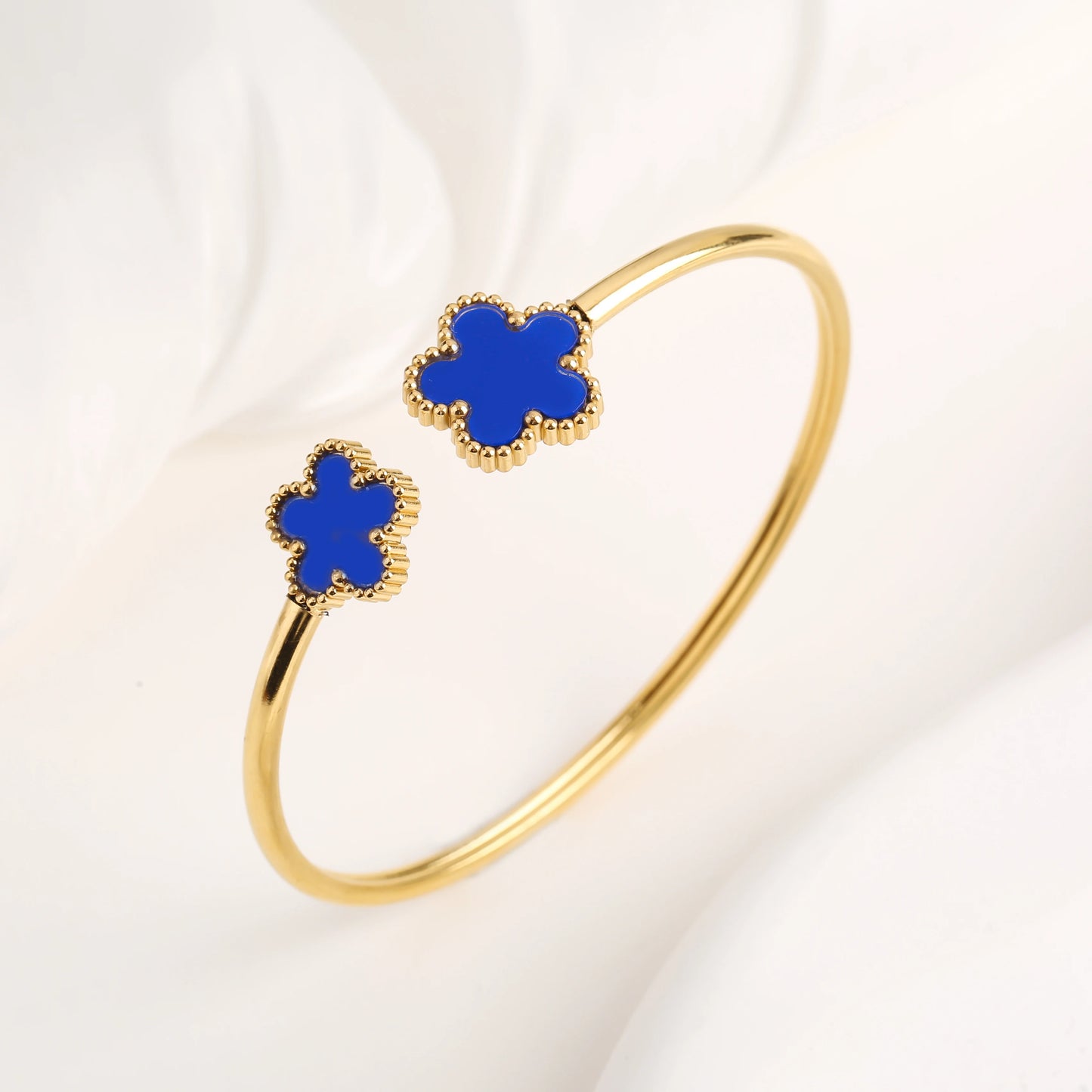 Clover Luxe Bangle