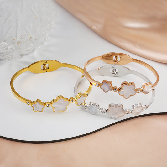 Clover Luxe Bangle