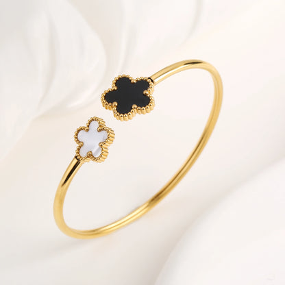 Clover Luxe Bangle