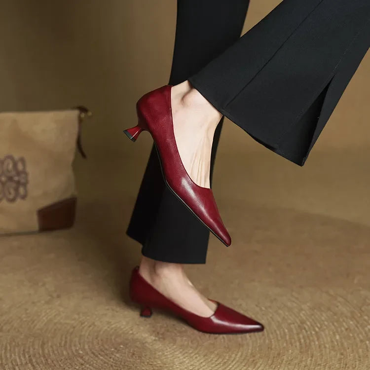 Giulia Pointed Leather Pumps