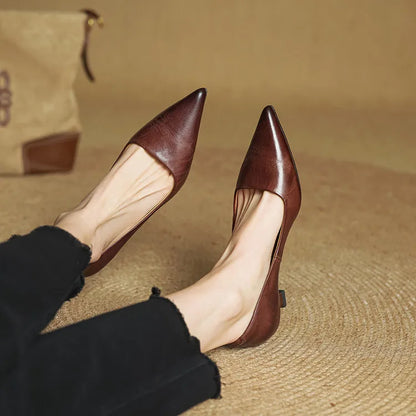 Giulia Pointed Leather Pumps