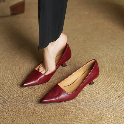 Giulia Pointed Leather Pumps