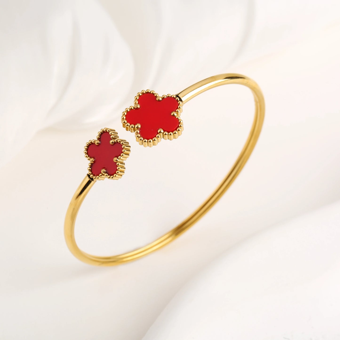 Clover Luxe Bangle