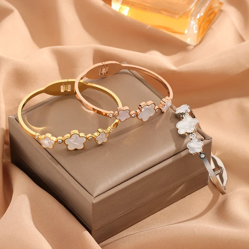 Clover Luxe Bangle