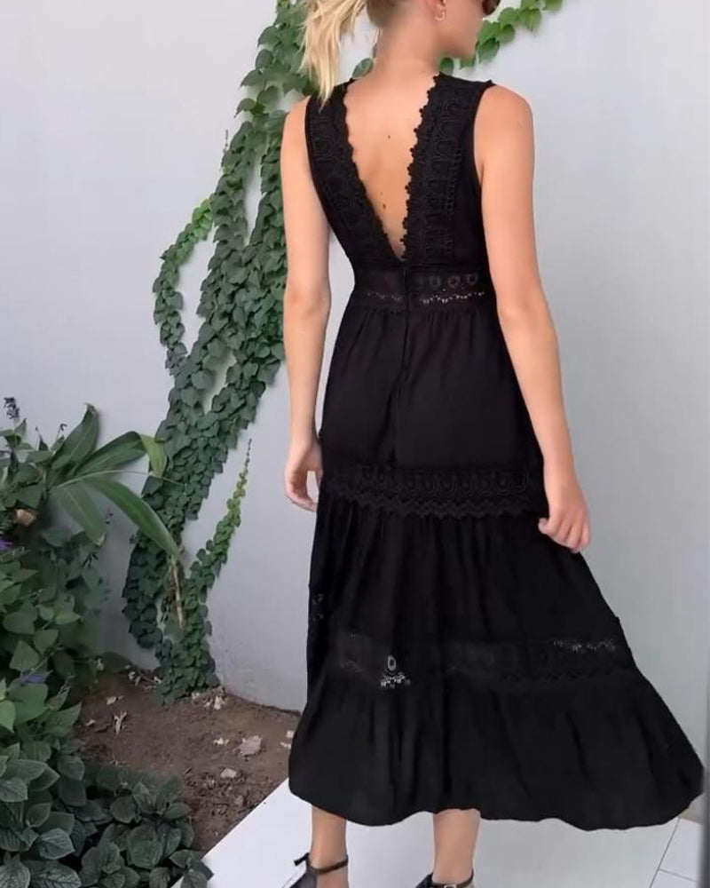 Luna Lace Comfort Dress
